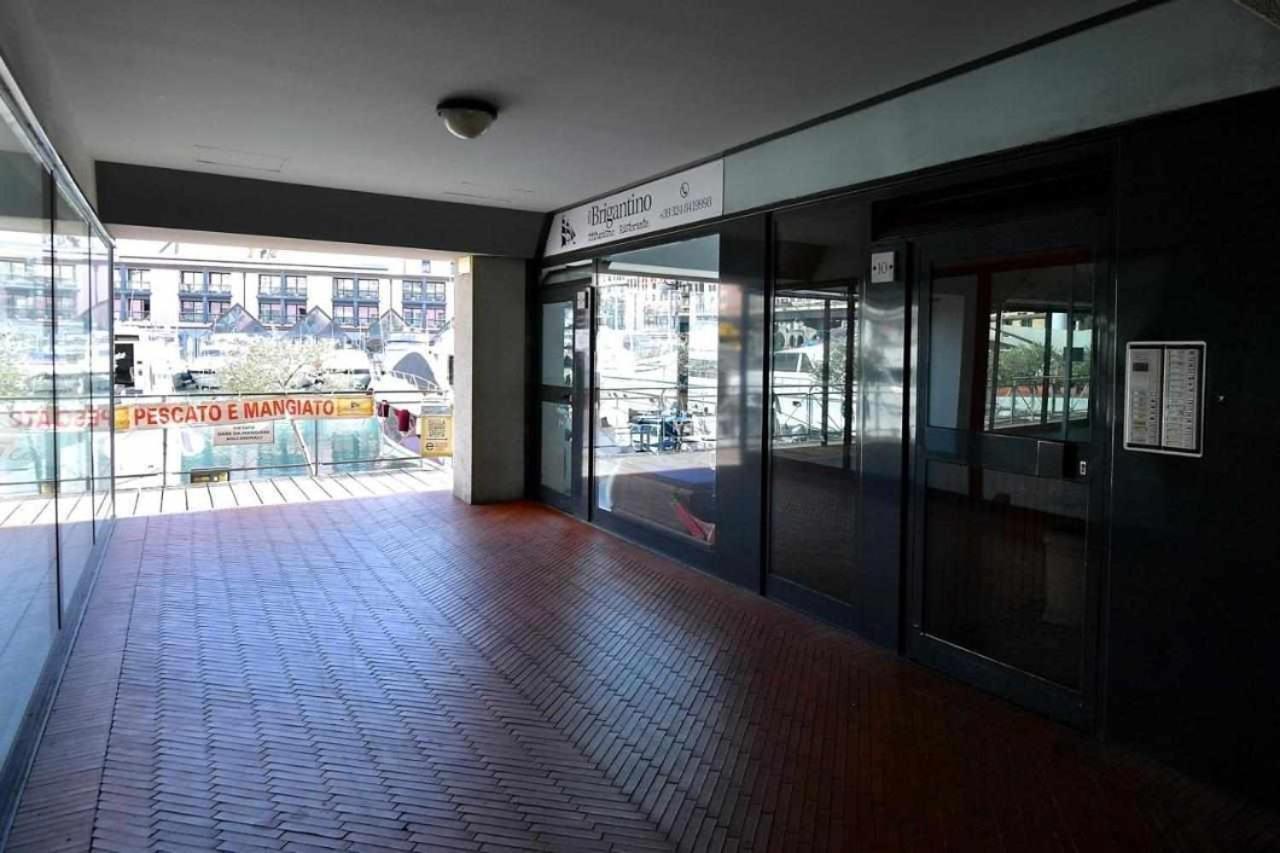 H2Ome Ponte Morosini Vicinissimo All'Acquario Genua Exterior foto